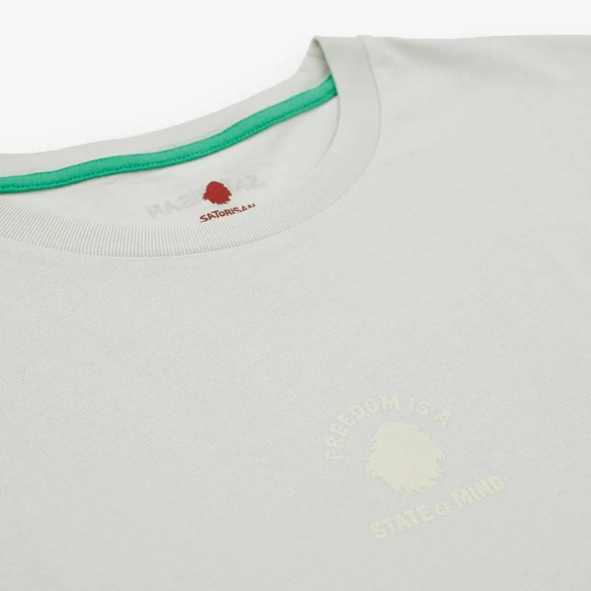 T-Shirt Aus Bio-Baumwolle Mit Normaler Passform | Kristalliner Gruner Freiheitsstaat